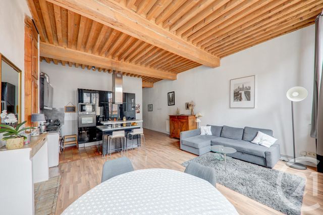 Appartement F3 à vendre - 3 pièces - 77.45 m2 - LYON - 69002 - RHONE-ALPES - Century 21 Presqu'Île Immobilier Appartement F3 à vendre - 3 pièces - 77.45 m2 - LYON - 69002 - RHONE-ALPES - Century 21 Presqu'Île Immobilier