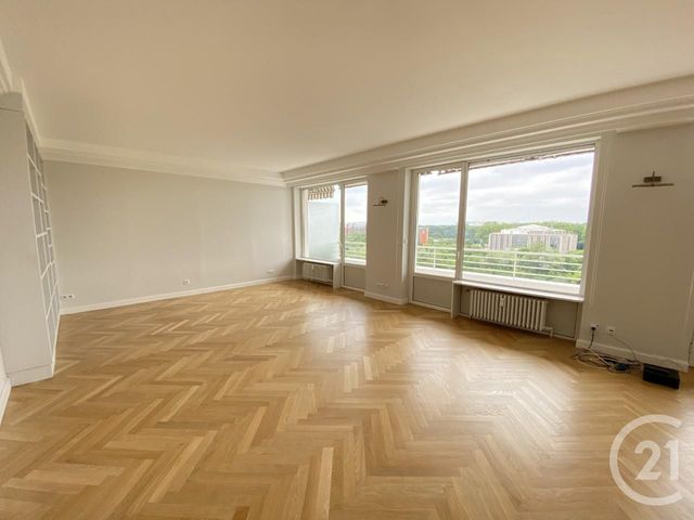 Afficher la photo en grand Appartement F5 à vendre - 5 pièces - 138.58 m2 - CALUIRE ET CUIRE - 69 - RHONE-ALPES - Century 21 Presqu'Île Immobilier