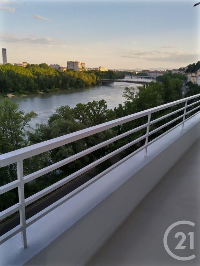 Afficher la photo en grand Appartement F5 à vendre - 5 pièces - 138.58 m2 - CALUIRE ET CUIRE - 69 - RHONE-ALPES - Century 21 Presqu'Île Immobilier