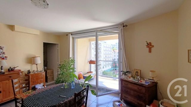 Appartement T3 à vendre - 3 pièces - 66.86 m2 - LYON - 69002 - RHONE-ALPES - Century 21 Presqu'Île Immobilier Appartement T3 à vendre - 3 pièces - 66.86 m2 - LYON - 69002 - RHONE-ALPES - Century 21 Presqu'Île Immobilier