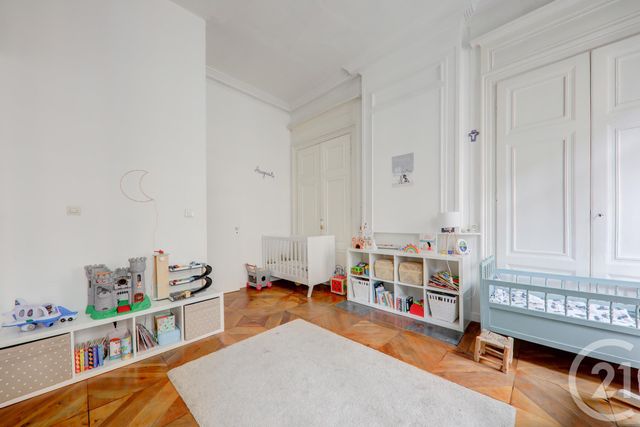 Afficher la photo en grand Appartement F4 à vendre - 4 pièces - 126.3 m2 - LYON - 69002 - RHONE-ALPES - Century 21 Presqu'Île Immobilier