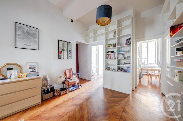 Afficher la photo en grand Appartement F4 à vendre - 4 pièces - 126.3 m2 - LYON - 69002 - RHONE-ALPES - Century 21 Presqu'Île Immobilier