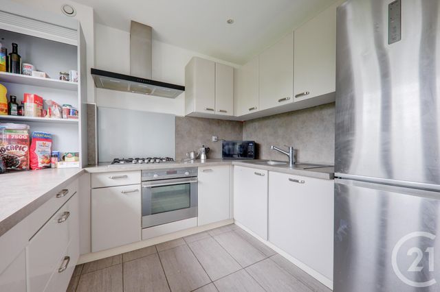 Appartement F4 à vendre - 4 pièces - 76.19 m2 - LYON - 69005 - RHONE-ALPES - Century 21 Presqu'Île Immobilier Appartement F4 à vendre - 4 pièces - 76.19 m2 - LYON - 69005 - RHONE-ALPES - Century 21 Presqu'Île Immobilier
