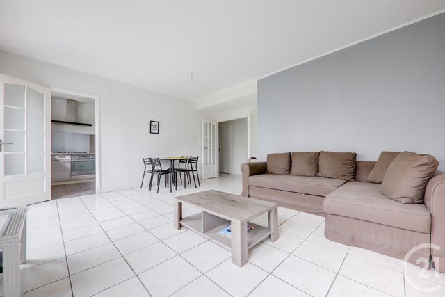 Appartement F4 à vendre - 4 pièces - 76.19 m2 - LYON - 69005 - RHONE-ALPES - Century 21 Presqu'Île Immobilier Appartement F4 à vendre - 4 pièces - 76.19 m2 - LYON - 69005 - RHONE-ALPES - Century 21 Presqu'Île Immobilier