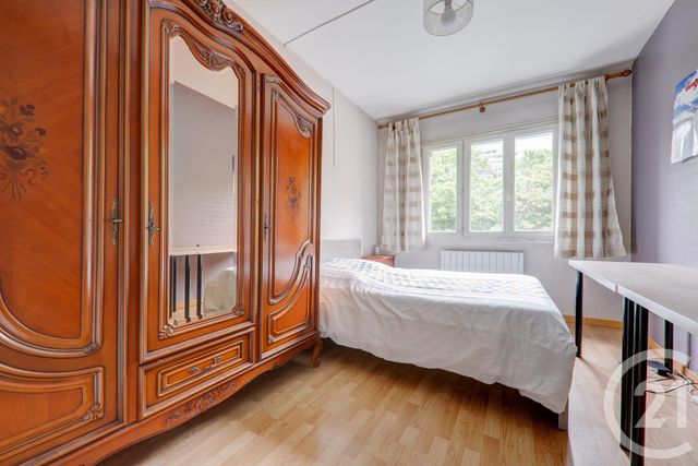 Appartement F4 à vendre - 4 pièces - 76.19 m2 - LYON - 69005 - RHONE-ALPES - Century 21 Presqu'Île Immobilier Appartement F4 à vendre - 4 pièces - 76.19 m2 - LYON - 69005 - RHONE-ALPES - Century 21 Presqu'Île Immobilier