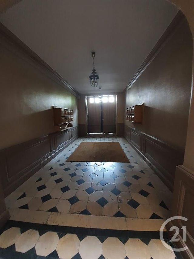 Appartement F1 à vendre - 1 pièce - 26.62 m2 - LYON - 69002 - RHONE-ALPES - Century 21 Presqu'Île Immobilier Appartement F1 à vendre - 1 pièce - 26.62 m2 - LYON - 69002 - RHONE-ALPES - Century 21 Presqu'Île Immobilier
