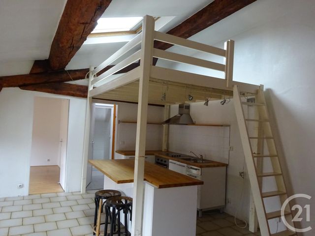 Appartement F2 à louer - 2 pièces - 43.5 m2 - LYON - 69001 - RHONE-ALPES - Century 21 Presqu'Île Immobilier Appartement F2 à louer - 2 pièces - 43.5 m2 - LYON - 69001 - RHONE-ALPES - Century 21 Presqu'Île Immobilier