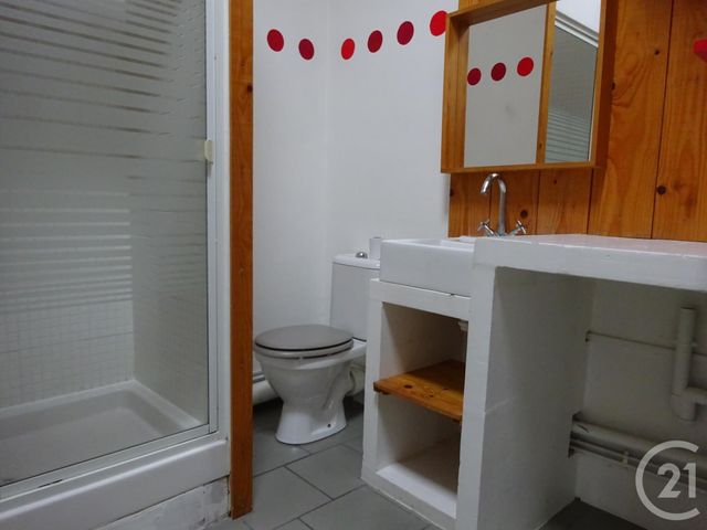 Appartement F2 à louer - 2 pièces - 43.5 m2 - LYON - 69001 - RHONE-ALPES - Century 21 Presqu'Île Immobilier Appartement F2 à louer - 2 pièces - 43.5 m2 - LYON - 69001 - RHONE-ALPES - Century 21 Presqu'Île Immobilier
