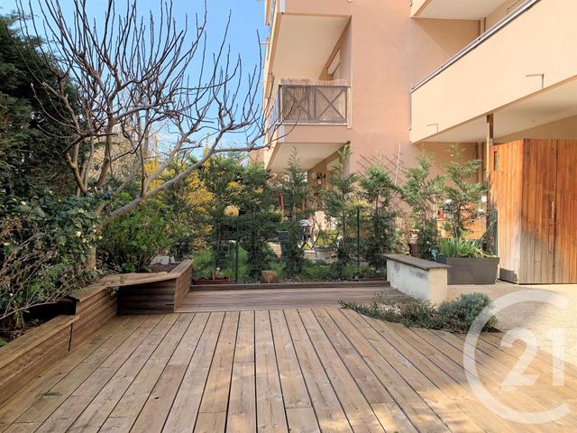 Appartement F4 à vendre - 4 pièces - 103.12 m2 - LYON - 69005 - RHONE-ALPES - Century 21 Presqu'Île Immobilier Appartement F4 à vendre - 4 pièces - 103.12 m2 - LYON - 69005 - RHONE-ALPES - Century 21 Presqu'Île Immobilier