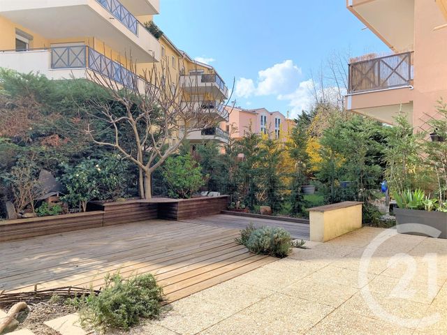 Appartement F4 à vendre - 4 pièces - 103.12 m2 - LYON - 69005 - RHONE-ALPES - Century 21 Presqu'Île Immobilier Appartement F4 à vendre - 4 pièces - 103.12 m2 - LYON - 69005 - RHONE-ALPES - Century 21 Presqu'Île Immobilier