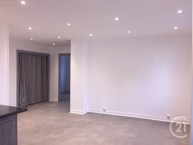 Afficher la photo en grand Appartement F3 à louer - 3 pièces - 61.64 m2 - LYON - 69003 - RHONE-ALPES - Century 21 Presqu'Île Immobilier