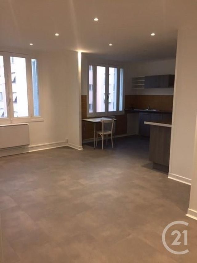 Afficher la photo en grand Appartement F3 à louer - 3 pièces - 61.64 m2 - LYON - 69003 - RHONE-ALPES - Century 21 Presqu'Île Immobilier