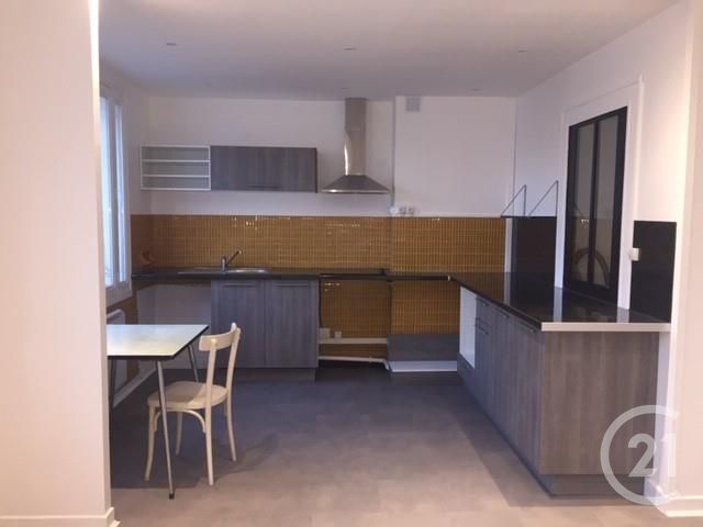 Afficher la photo en grand Appartement F3 à louer - 3 pièces - 61.64 m2 - LYON - 69003 - RHONE-ALPES - Century 21 Presqu'Île Immobilier