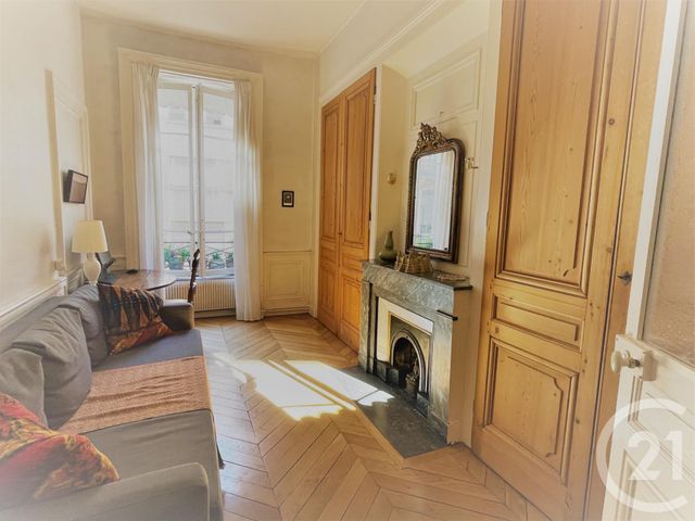 Afficher la photo en grand Appartement F4 à vendre - 4 pièces - 146.25 m2 - LYON - 69002 - RHONE-ALPES - Century 21 Presqu'Île Immobilier