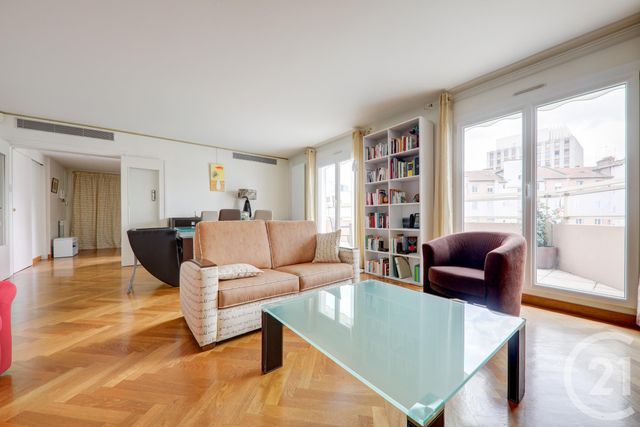 Afficher la photo en grand Appartement F3 à vendre - 3 pièces - 88.43 m2 - LYON - 69006 - RHONE-ALPES - Century 21 Presqu'Île Immobilier