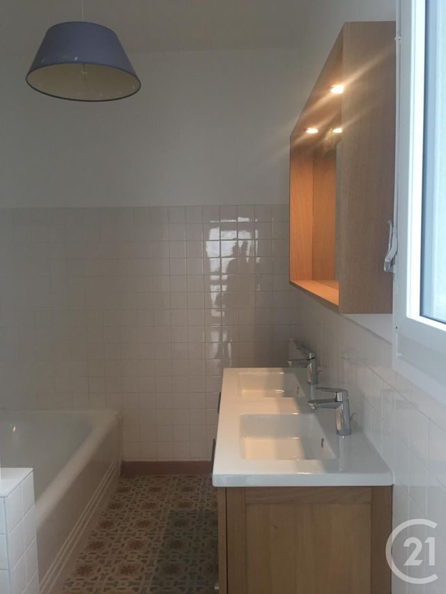 Afficher la photo en grand Appartement F5 à louer - 5 pièces - 117.88 m2 - LYON - 69004 - RHONE-ALPES - Century 21 Presqu'Île Immobilier