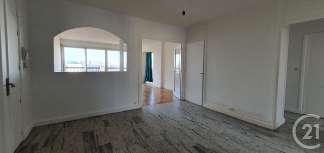 Afficher la photo en grand Appartement F5 à louer - 5 pièces - 117.88 m2 - LYON - 69004 - RHONE-ALPES - Century 21 Presqu'Île Immobilier