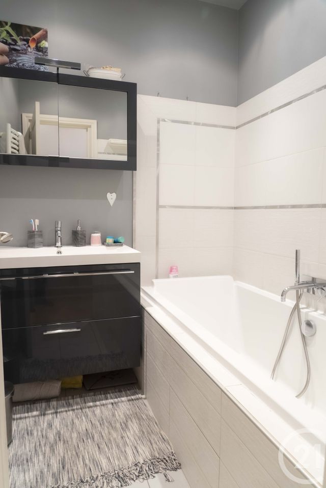 Appartement F4 à vendre - 4 pièces - 128.5 m2 - LYON - 69002 - RHONE-ALPES - Century 21 Presqu'Île Immobilier