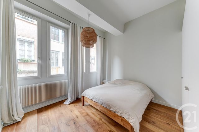 Appartement F2 à vendre - 2 pièces - 62.06 m2 - LYON - 69005 - RHONE-ALPES - Century 21 Presqu'Île Immobilier
