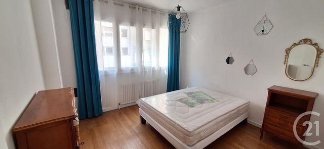 Appartement F2 à louer - 2 pièces - 50.17 m2 - LYON - 69007 - RHONE-ALPES - Century 21 Presqu'Île Immobilier