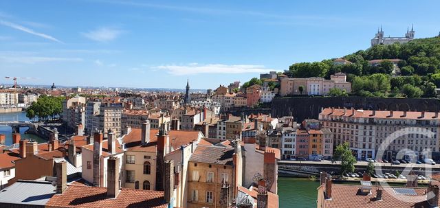 Appartement F1 à louer - 1 pièce - 26.04 m2 - LYON - 69001 - RHONE-ALPES - Century 21 Presqu'Île Immobilier