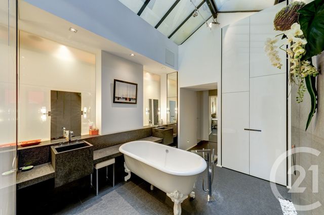 Appartement F5 à vendre - 5 pièces - 214.3 m2 - LYON - 69002 - RHONE-ALPES - Century 21 Presqu'Île Immobilier