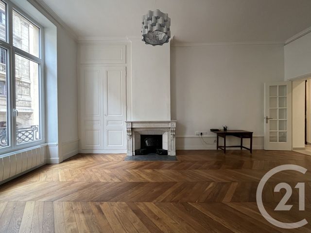 Appartement F3 à vendre - 3 pièces - 92.82 m2 - LYON - 69002 - RHONE-ALPES - Century 21 Presqu'Île Immobilier