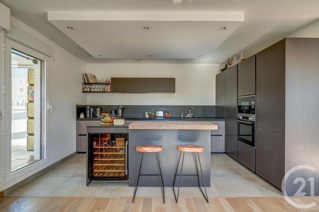 Appartement T4 à vendre - 4 pièces - 104.37 m2 - LYON - 69005 - RHONE-ALPES - Century 21 Presqu'Île Immobilier