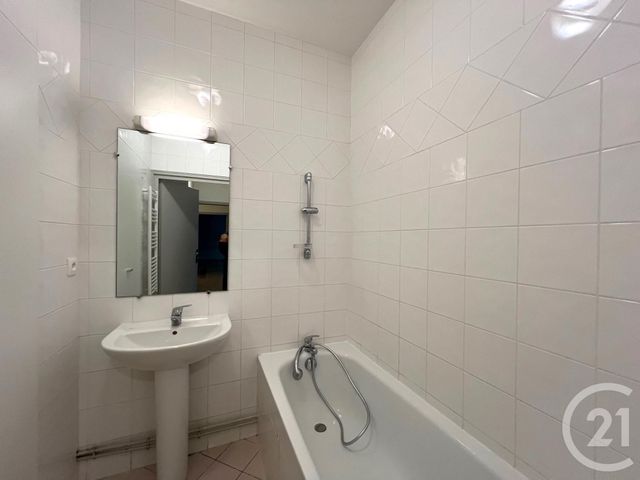 Afficher la photo en grand Appartement F3 à vendre - 3 pièces - 70.01 m2 - LYON - 69003 - RHONE-ALPES - Century 21 Presqu'Île Immobilier