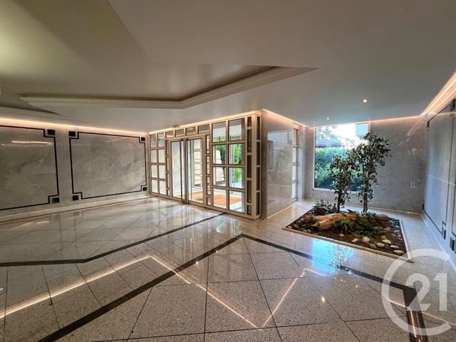 Afficher la photo en grand Appartement F3 à vendre - 3 pièces - 70.01 m2 - LYON - 69003 - RHONE-ALPES - Century 21 Presqu'Île Immobilier