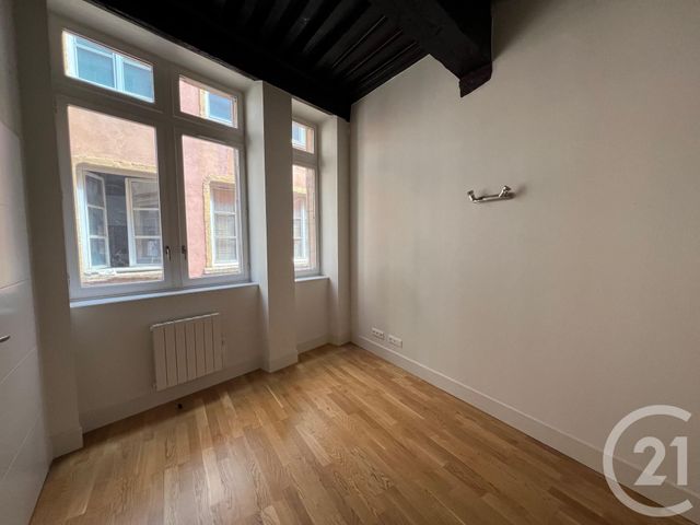 Afficher la photo en grand Appartement T2 à vendre - 2 pièces - 47.79 m2 - LYON - 69005 - RHONE-ALPES - Century 21 Presqu'Île Immobilier