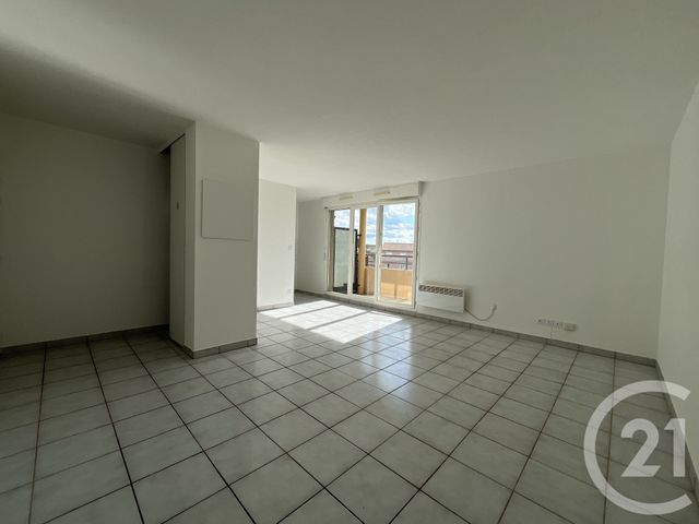 Afficher la photo en grand Appartement F2 à vendre - 2 pièces - 48.75 m2 - LYON - 69008 - RHONE-ALPES - Century 21 Presqu'Île Immobilier