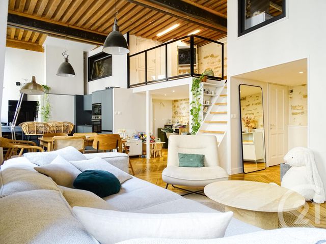 Appartement à louer - 4 pièces - 91.59 m2 - LYON - 69001 - RHONE-ALPES - Century 21 Presqu'Île Immobilier