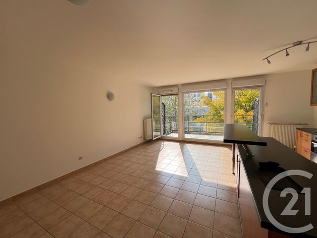 Afficher la photo en grand Appartement F3 à vendre - 3 pièces - 69.68 m2 - LYON - 69008 - RHONE-ALPES - Century 21 Presqu'Île Immobilier