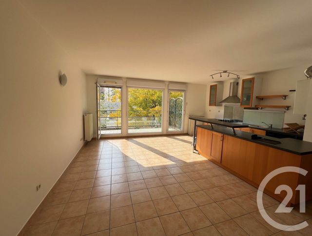 Afficher la photo en grand Appartement F3 à vendre - 3 pièces - 69.68 m2 - LYON - 69008 - RHONE-ALPES - Century 21 Presqu'Île Immobilier
