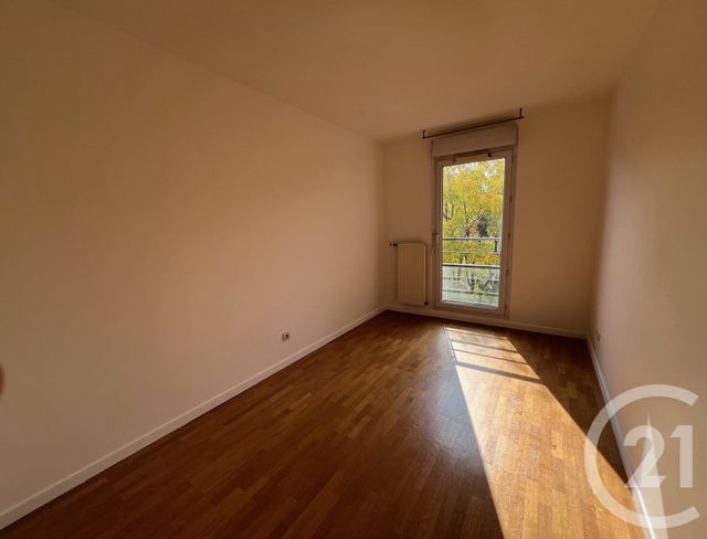 Afficher la photo en grand Appartement F3 à vendre - 3 pièces - 69.68 m2 - LYON - 69008 - RHONE-ALPES - Century 21 Presqu'Île Immobilier