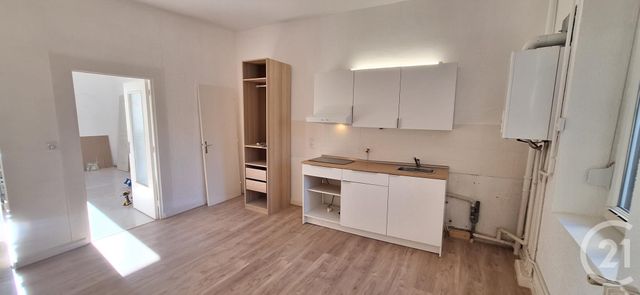Appartement F3 à louer - 3 pièces - 66.49 m2 - LYON - 69002 - RHONE-ALPES - Century 21 Presqu'Île Immobilier