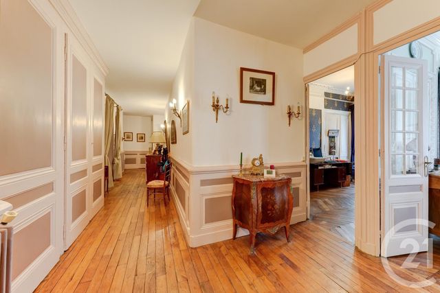 Appartement F5 à vendre - 5 pièces - 138.81 m2 - LYON - 69002 - RHONE-ALPES - Century 21 Presqu'Île Immobilier