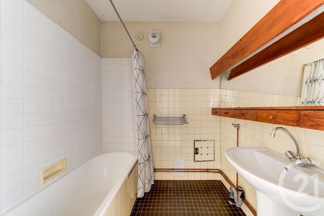 Appartement T3 à vendre - 3 pièces - 67.38 m2 - LYON - 69002 - RHONE-ALPES - Century 21 Presqu'Île Immobilier