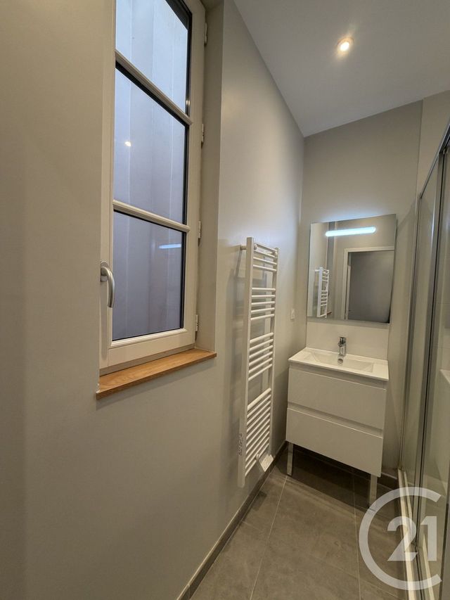 Appartement F2 à vendre - 2 pièces - 44.71 m2 - LYON - 69002 - RHONE-ALPES - Century 21 Presqu'Île Immobilier