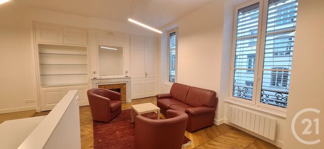 Appartement à louer - 3 pièces - 84.0 m2 - LYON - 69002 - RHONE-ALPES - Century 21 Presqu'Île Immobilier