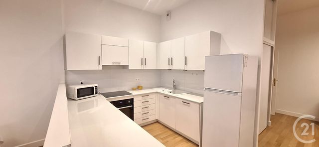 Appartement à louer - 3 pièces - 84.0 m2 - LYON - 69002 - RHONE-ALPES - Century 21 Presqu'Île Immobilier