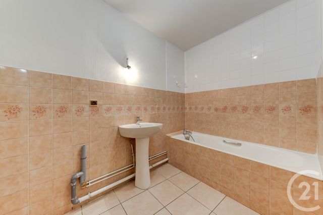 Appartement T3 à vendre - 3 pièces - 77.02 m2 - LYON - 69003 - RHONE-ALPES - Century 21 Presqu'Île Immobilier