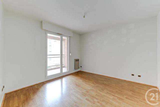 Appartement T3 à vendre - 3 pièces - 77.02 m2 - LYON - 69003 - RHONE-ALPES - Century 21 Presqu'Île Immobilier