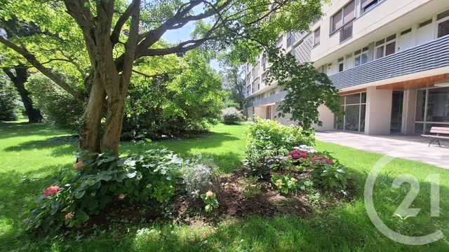 Parking à louer LYON