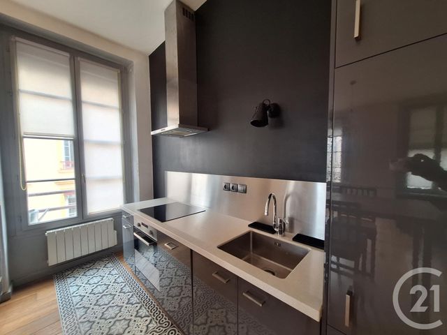 Appartement F2 à louer - 2 pièces - 51.83 m2 - LYON - 69007 - RHONE-ALPES - Century 21 Presqu'Île Immobilier