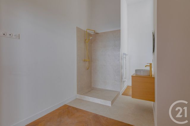 Appartement F3 à vendre - 3 pièces - 62.0 m2 - LYON - 69002 - RHONE-ALPES - Century 21 Presqu'Île Immobilier