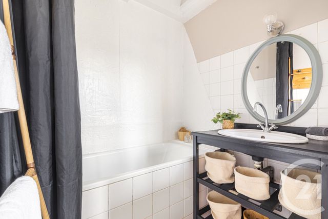 Appartement F2 à vendre - 2 pièces - 45.53 m2 - LYON - 69005 - RHONE-ALPES - Century 21 Presqu'Île Immobilier