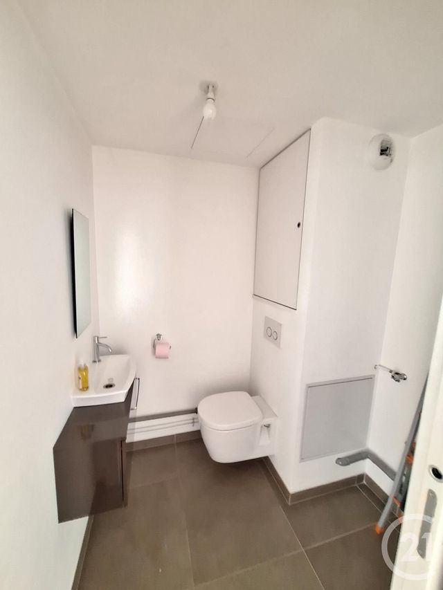 Appartement F3 à louer - 3 pièces - 60.27 m2 - LYON - 69002 - RHONE-ALPES - Century 21 Presqu'Île Immobilier