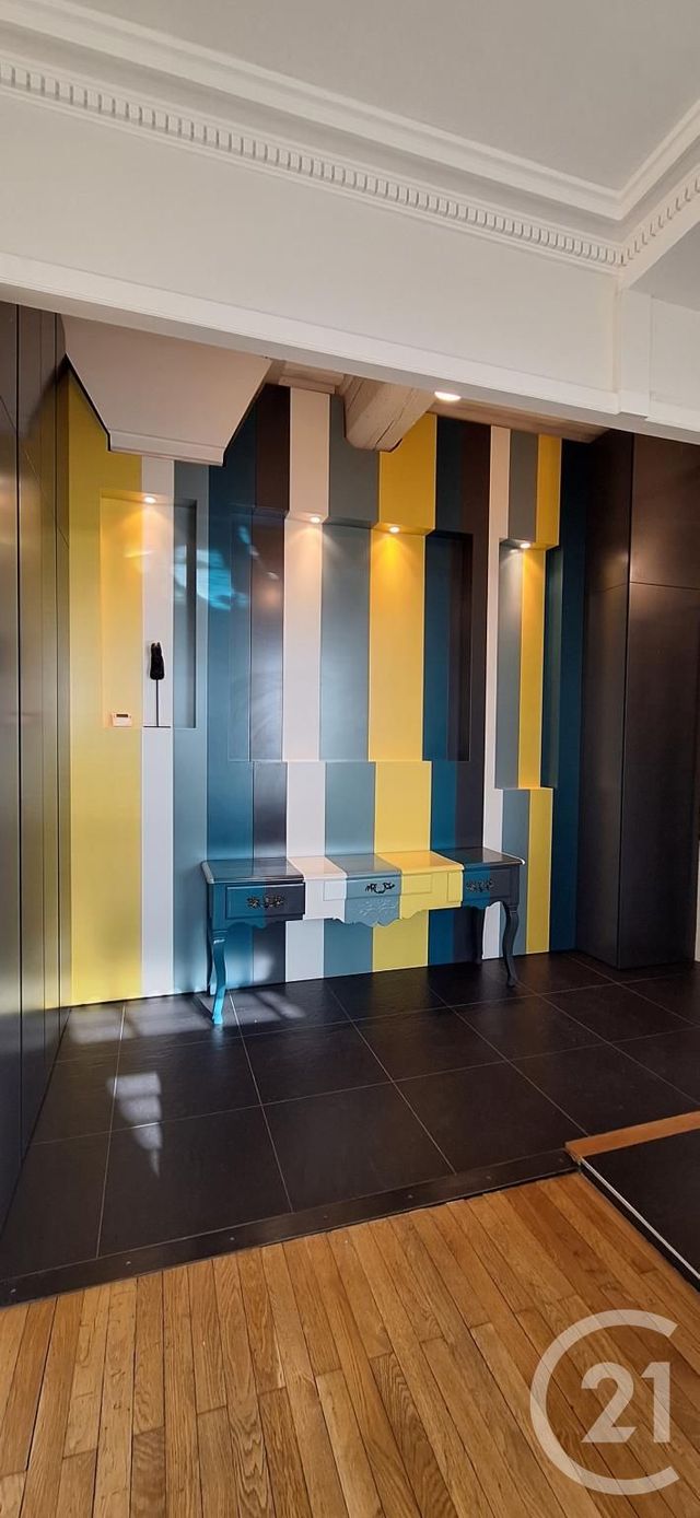 Appartement à louer - 3 pièces - 100.65 m2 - LYON - 69001 - RHONE-ALPES - Century 21 Presqu'Île Immobilier